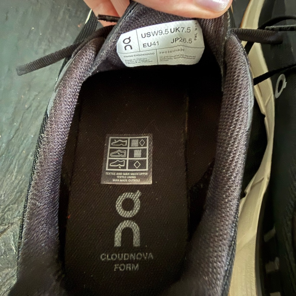 🆕 On Running Cloudnova Form 2 NWT - image 4